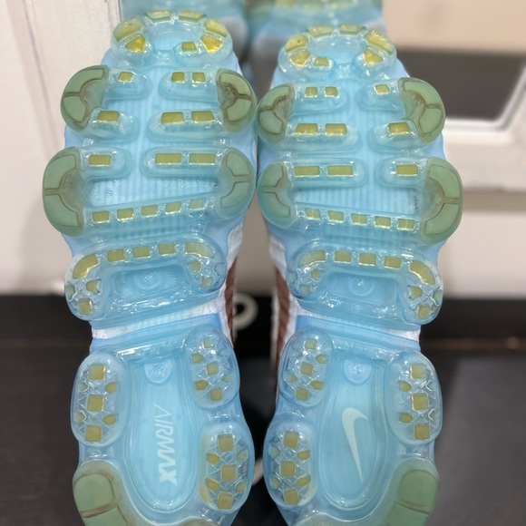 Womens Air VaporMax 'Explorer Light - Picture 5 of 5